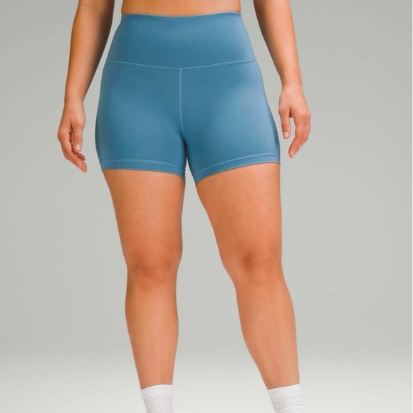 Lululemon Wunder Train Contour Fit High-Rise Short 4” in Utility Blue - Picture 3 of 9